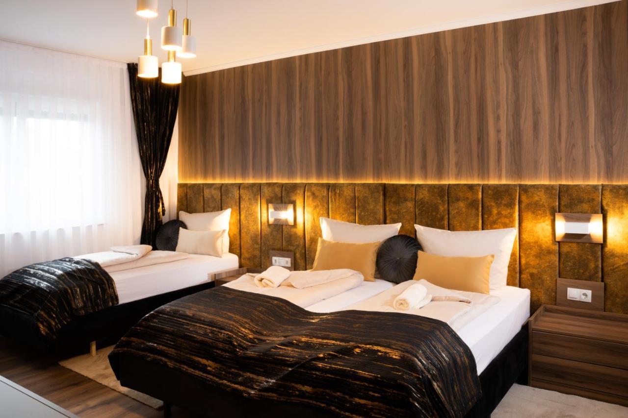 Grand Hotel *